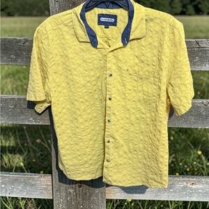 32Bar Blues Yellow Short-Sleeve Textured Button-Down Shirt